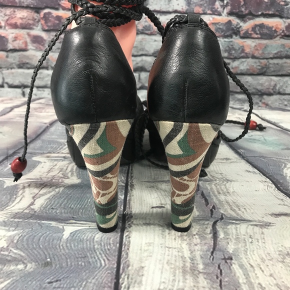 NA NA Leather Strappy Braid Heels Fabric Accent - Picture 6 of 8